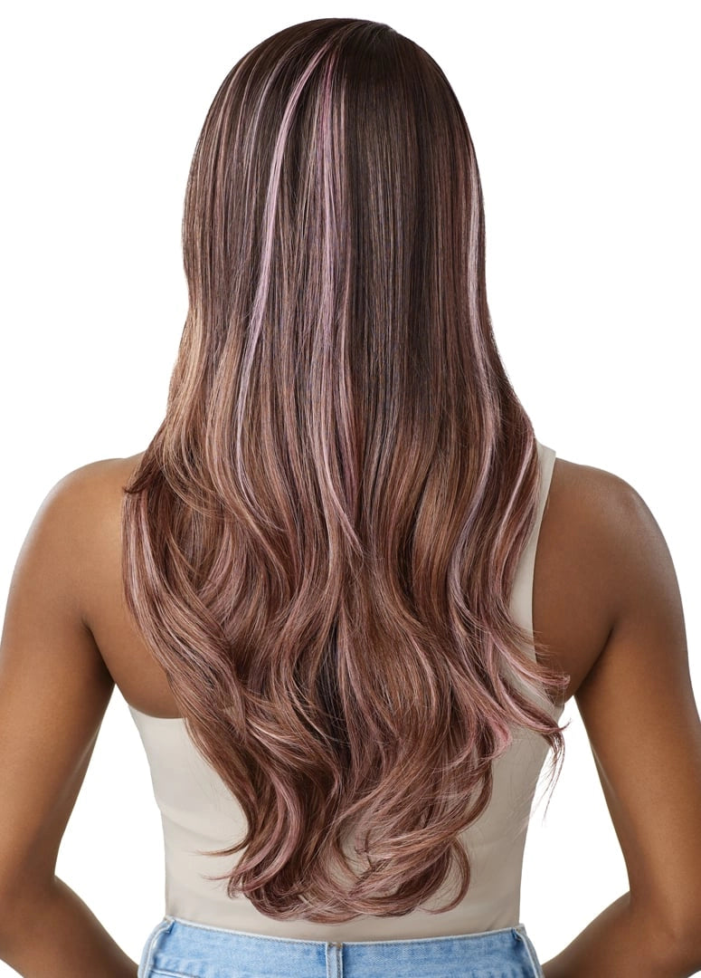 Outre Synthetic Melted Hairline HD Lace Front Wig Presley QLMHPRE - Elevate Styles