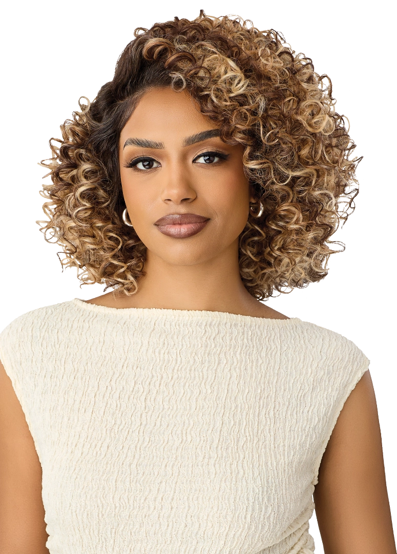 Outre Melted Hairline TruCurve Synthetic Lace Front Wig - TRUCURVE 2 QLMHTTC2 - Elevate Styles