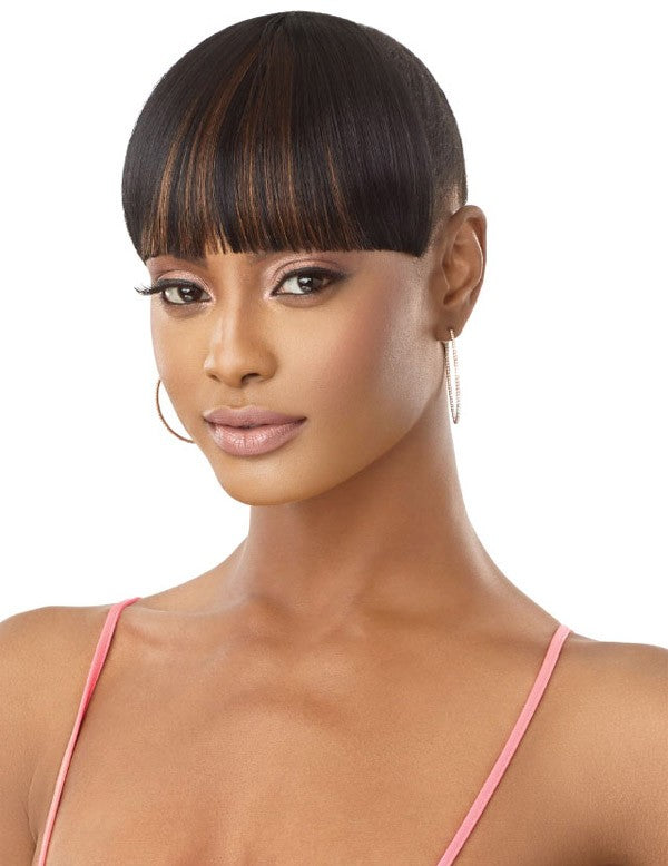 Outre Pretty Quick Bang Clip-On Classic Blunt Bang - Elevate Styles